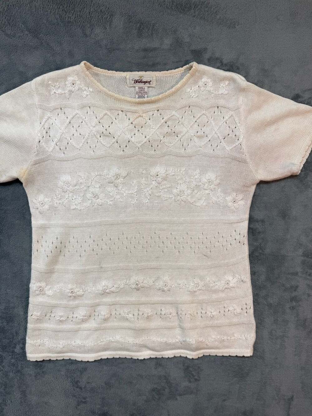 Worthington Short Sleeve Knit Top Size Small White Floral Beaded